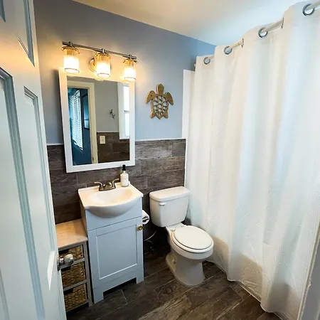 Walk To The Beach! Two Bedroom Unit In The Heart Of Jax Beach Jacksonville Beach Exterior photo