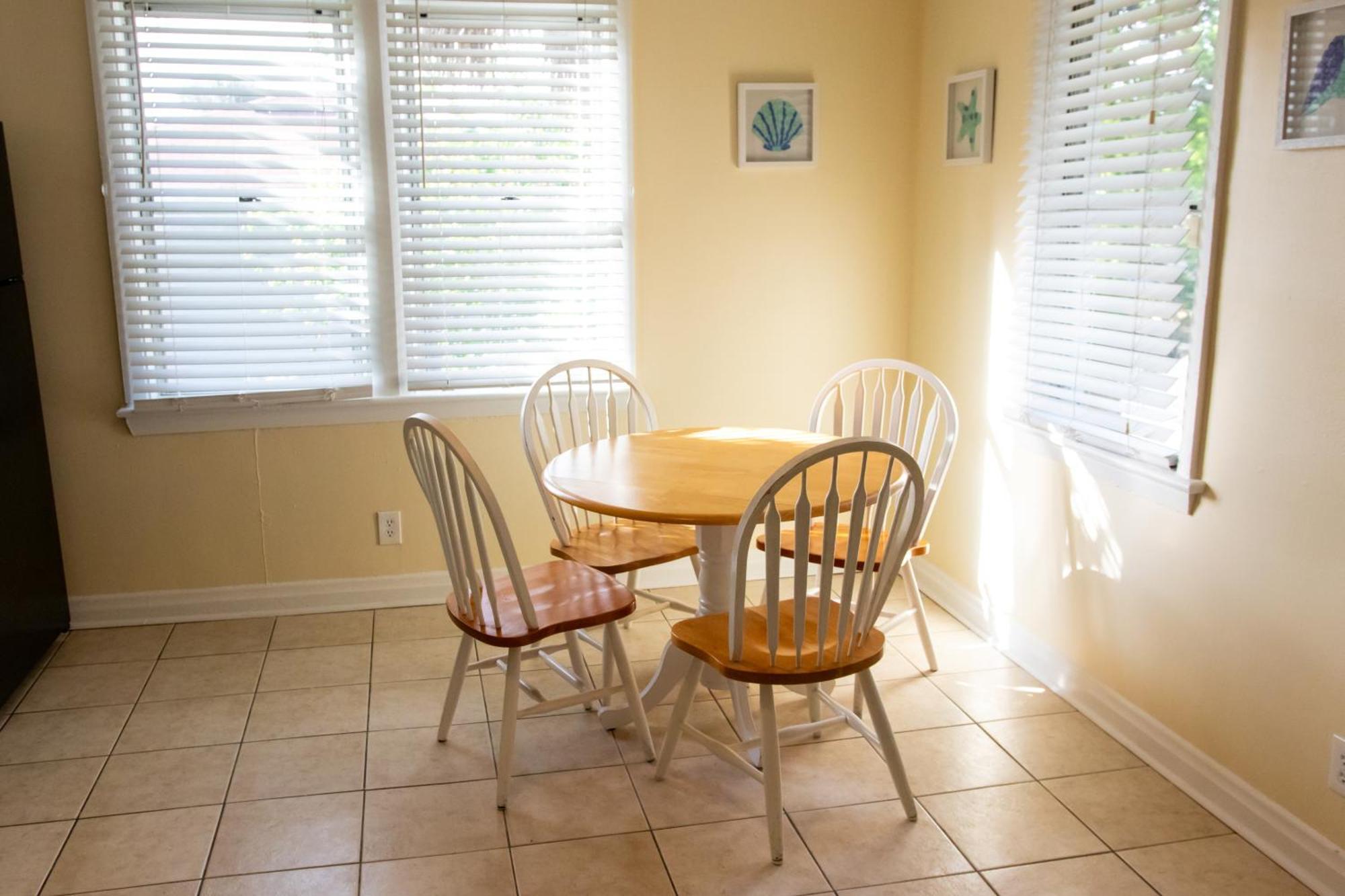 Walk To The Beach! Two Bedroom Unit In The Heart Of Jax Jacksonville Beach