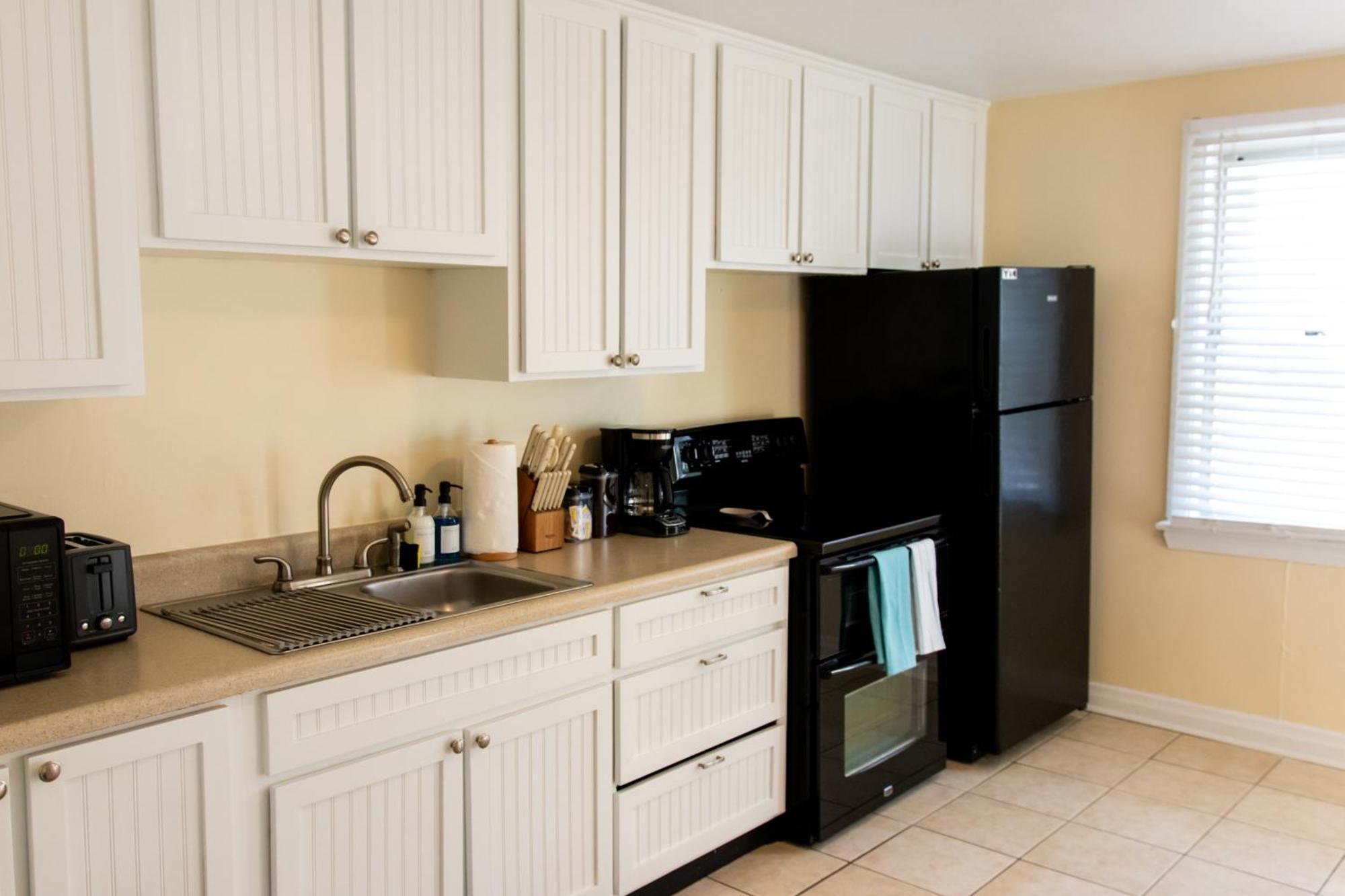 Apartment Walk To The Beach! Two Bedroom Unit In The Heart Of Jax Jacksonville Beach